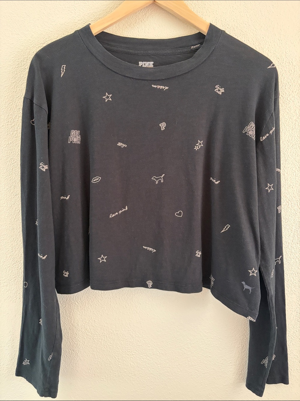 Victorias Secret PINK long sleeve cropped cotton tee | black | size medium